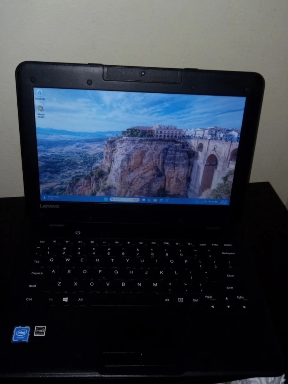 Lenovo N22 Intel Celeron Windows 11 128gb SSD 4gb Ram Laptop Computer